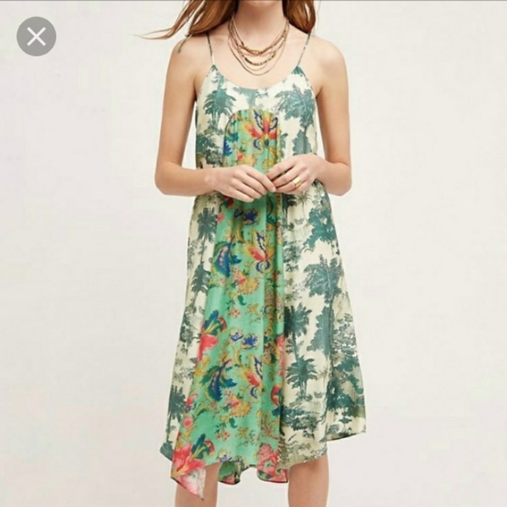 Maeve tie shoulder. BEach 🏝 dress leaf print